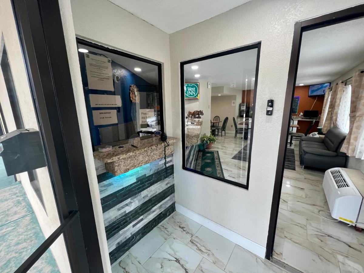 Key West Inn - Roanoke المظهر الخارجي الصورة